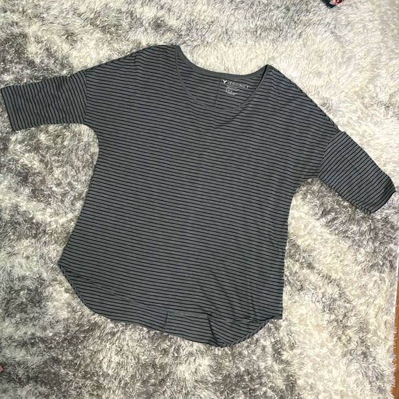 American Eagle Outfitters Tops - American Eagle Jegging T size M